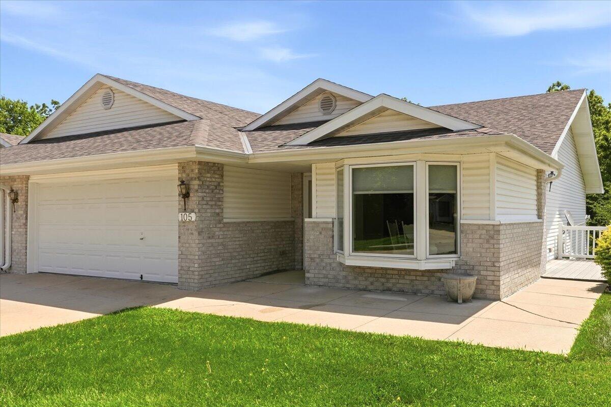 E Deer Ln, Plattsmouth, NE 68048