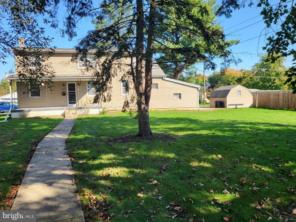 S 2nd St, Steelton, PA 17113