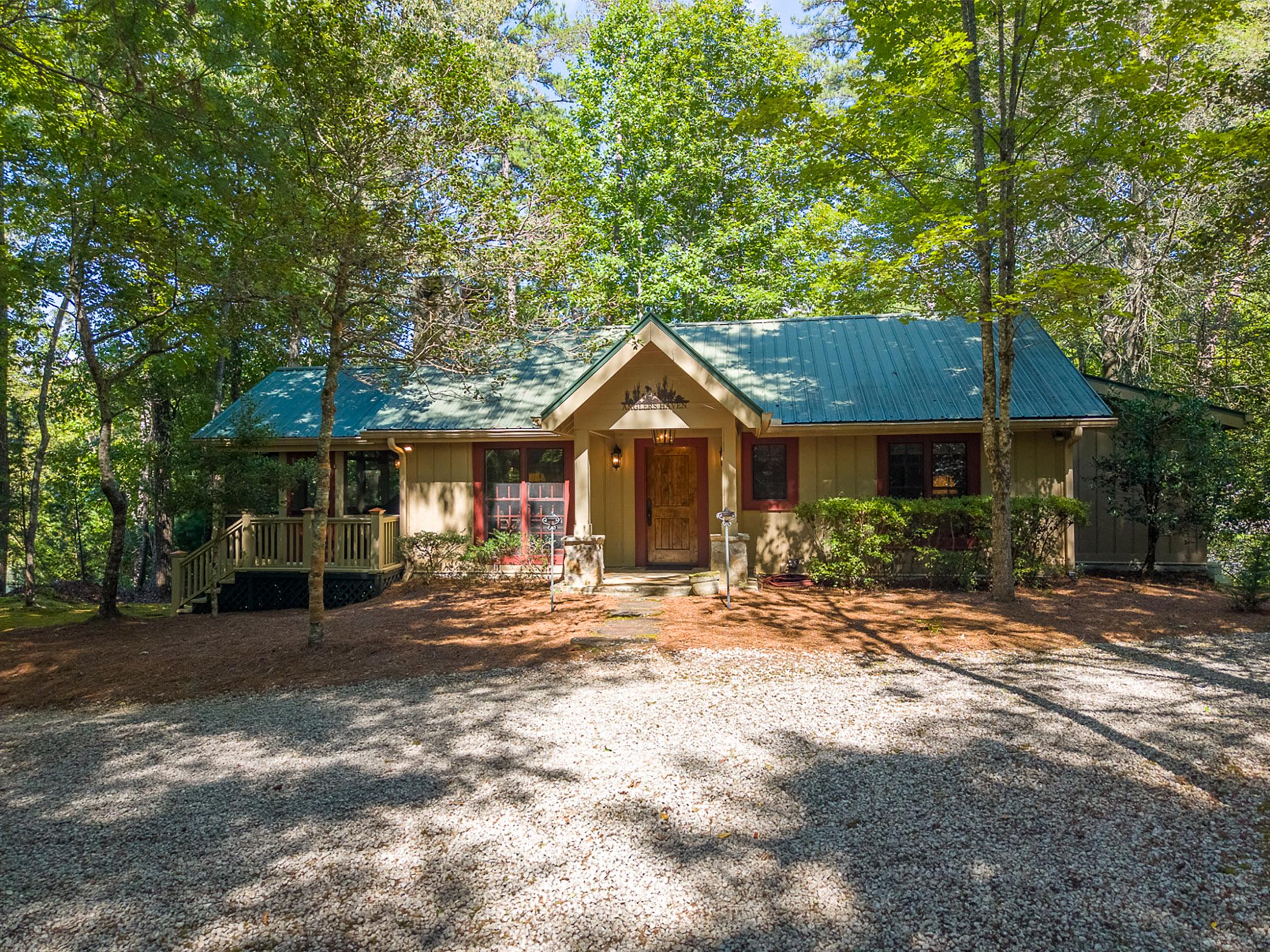 Burton Dam Rd, Clarkesville, GA 30523