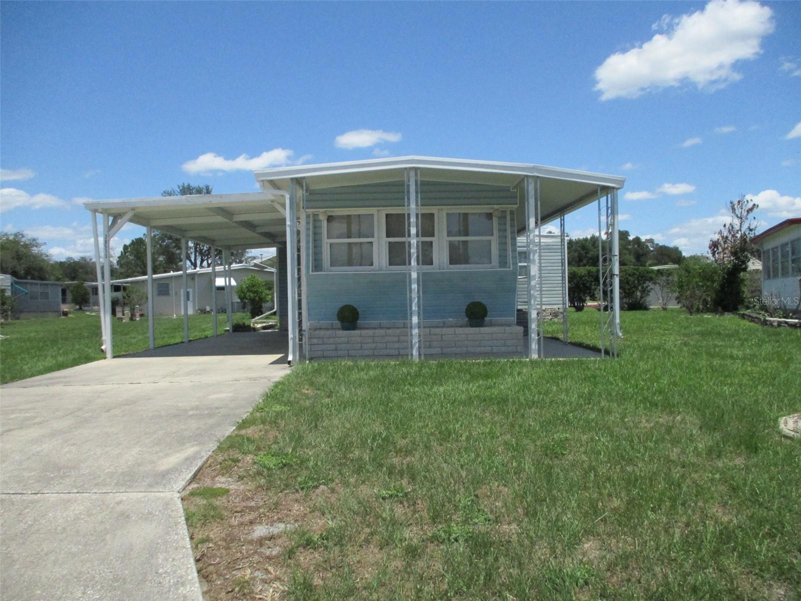 Willoughby Dr, Zephyrhills, FL 33540
