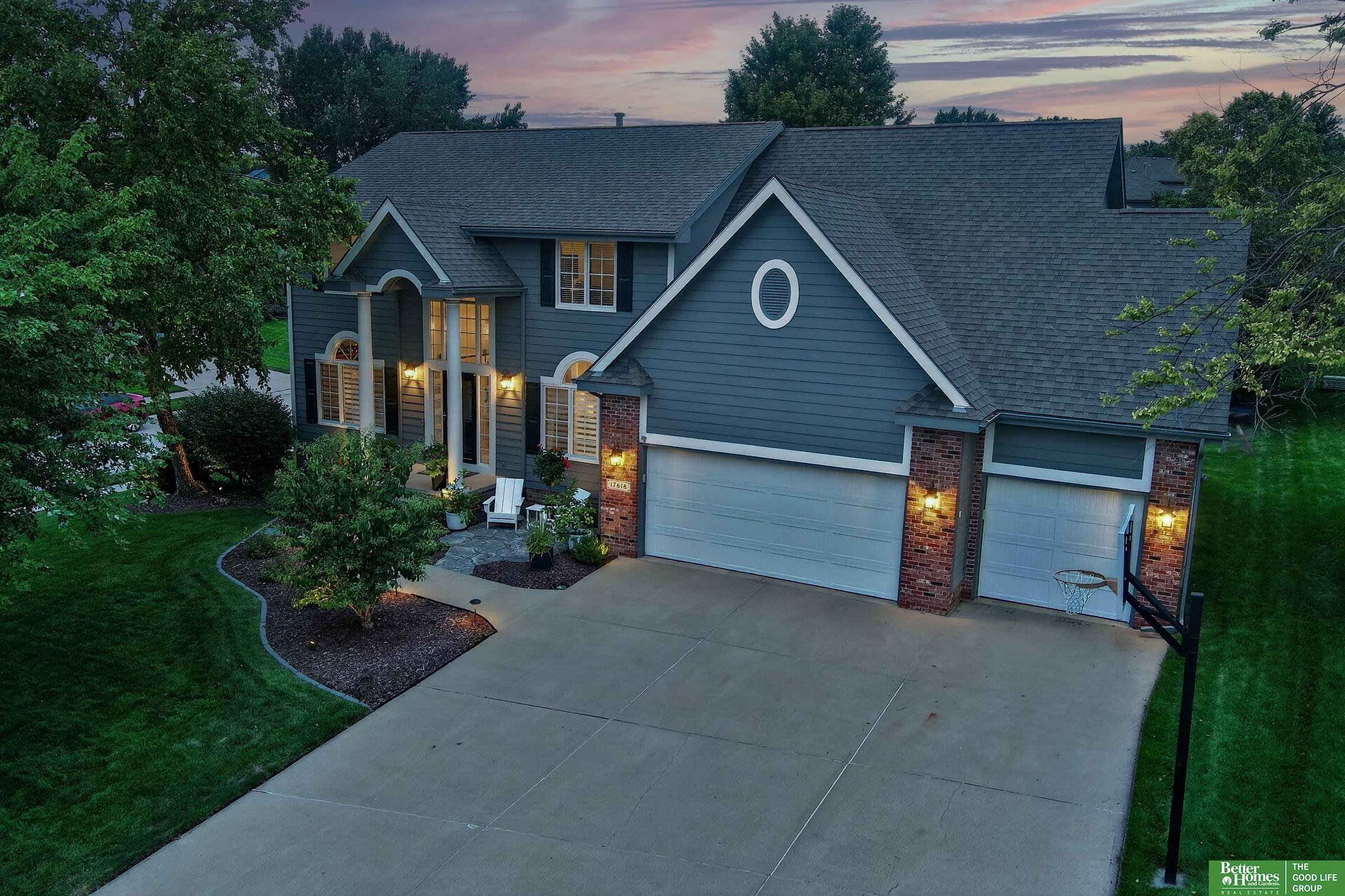Washington Cir, Omaha, NE 68135