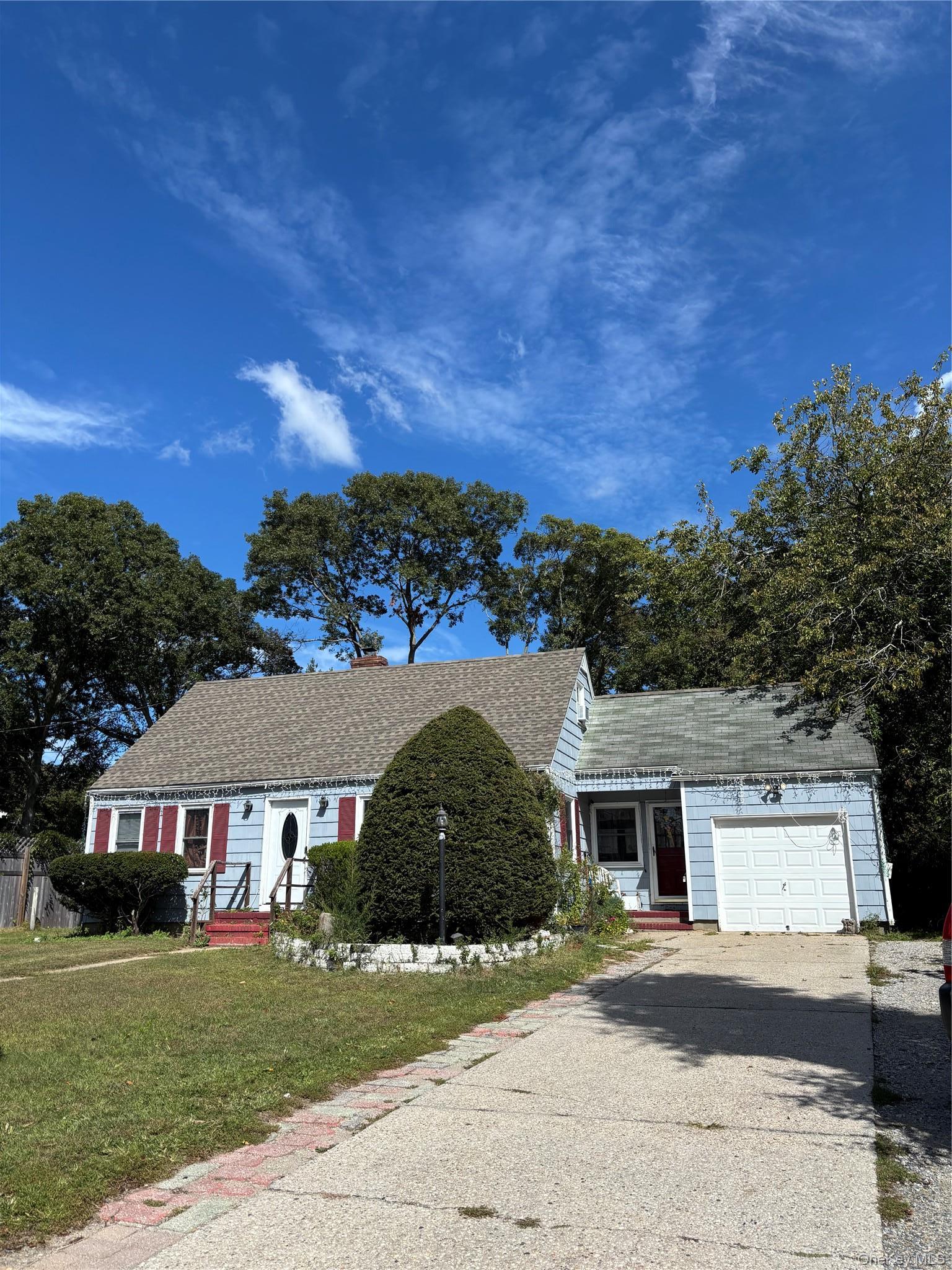 Ostrander Ave, Riverhead, NY 11901