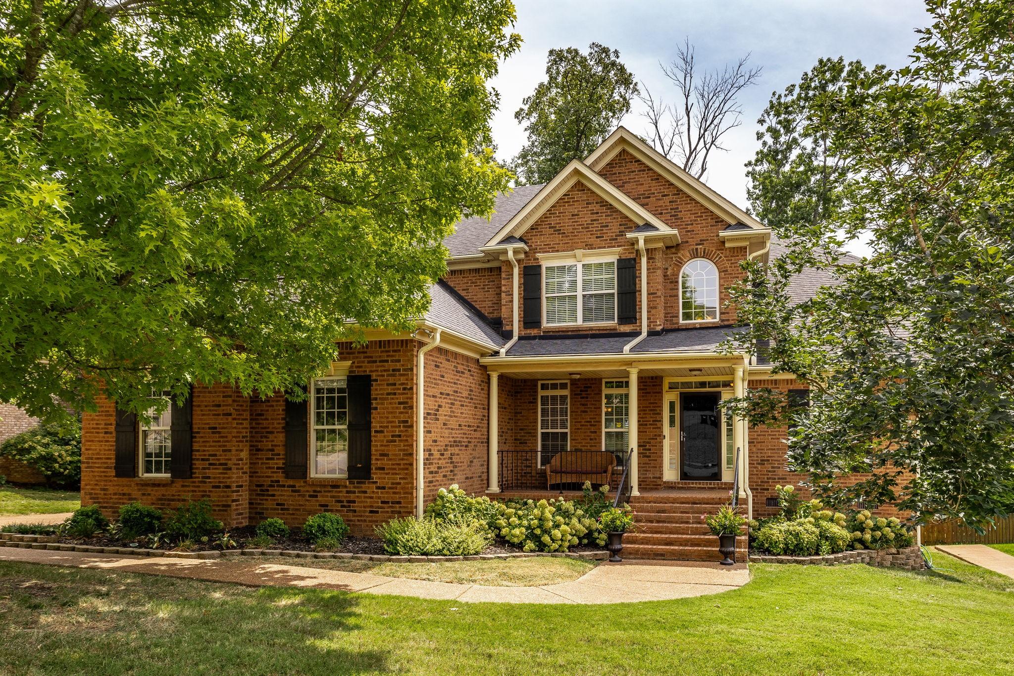 Mansker Farm Blvd, Hendersonville, TN 37075
