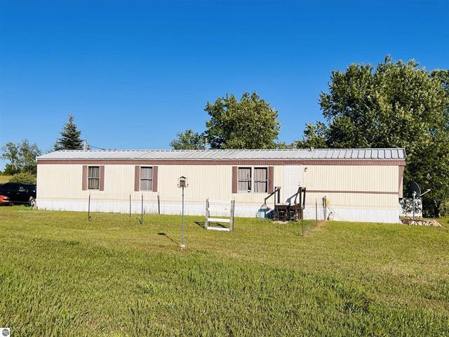 70th Ave, Evart, MI 49631