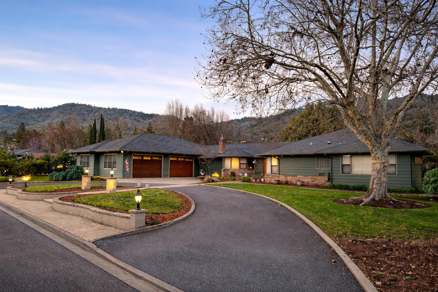 Ne Memorial Dr, Grants Pass, OR 97526