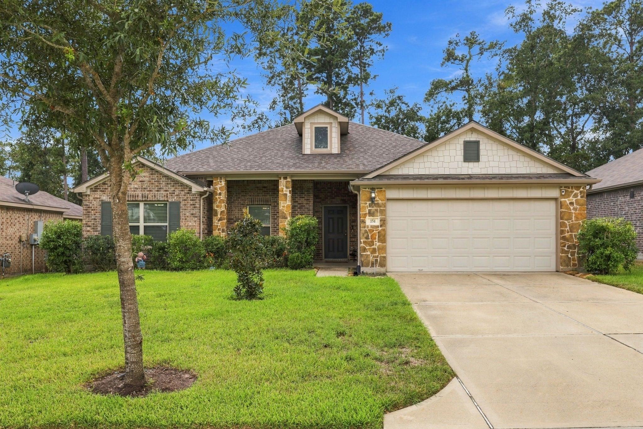 Valiant Ridge Trl, Magnolia, TX 77354