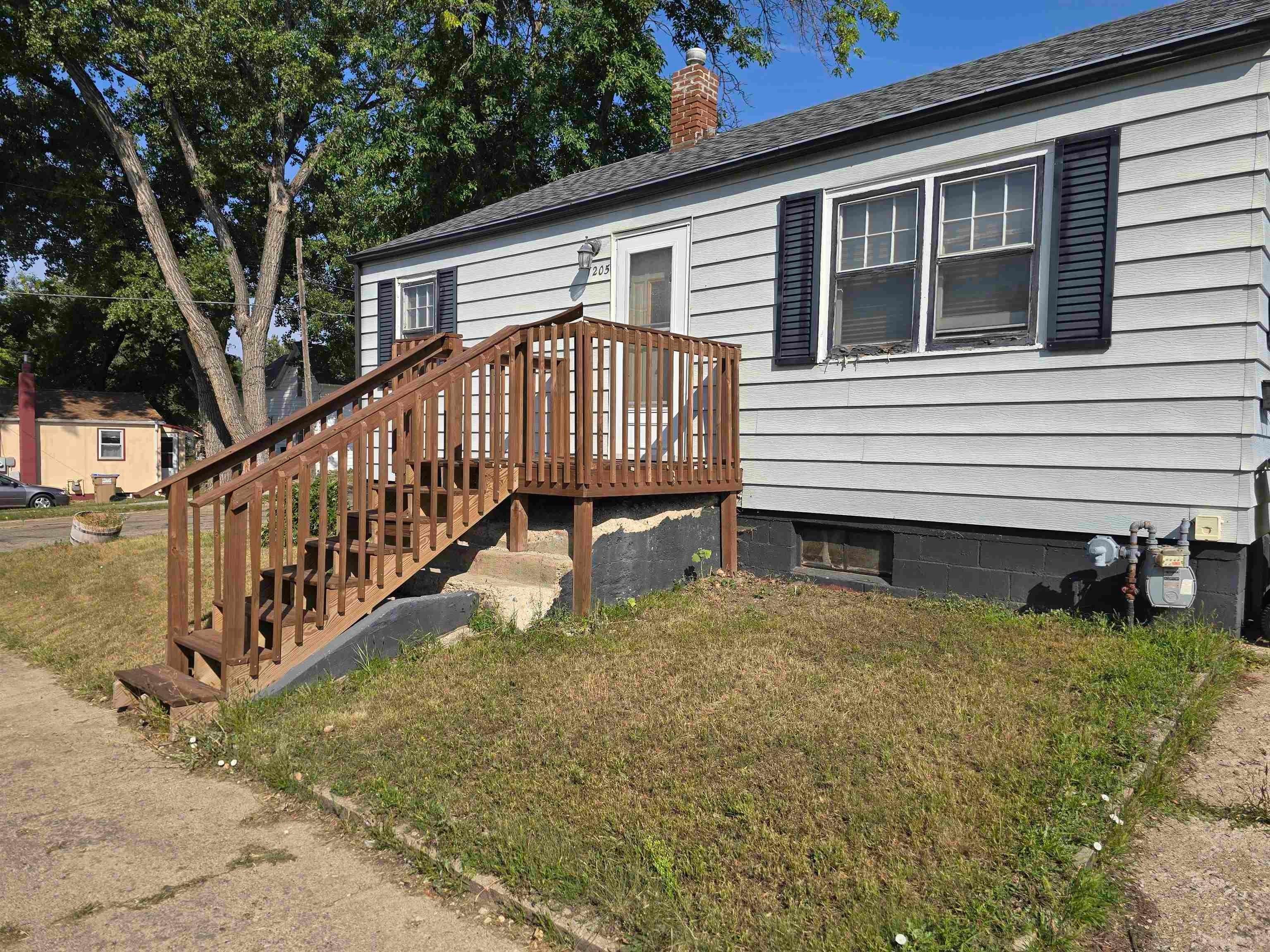 7th Ave Ne, Minot, ND 58703