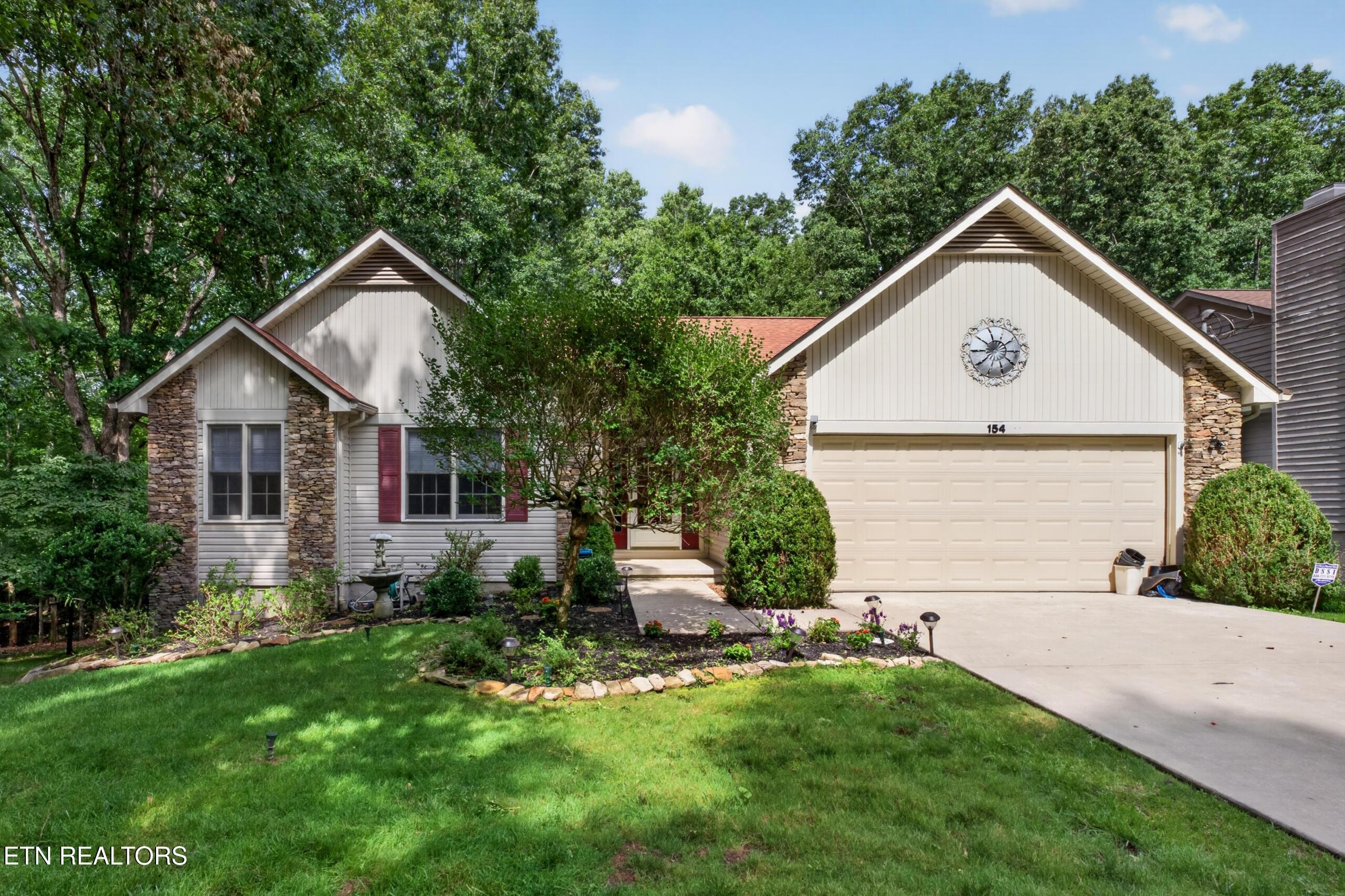 Glenwood Dr, Crossville, TN 38558