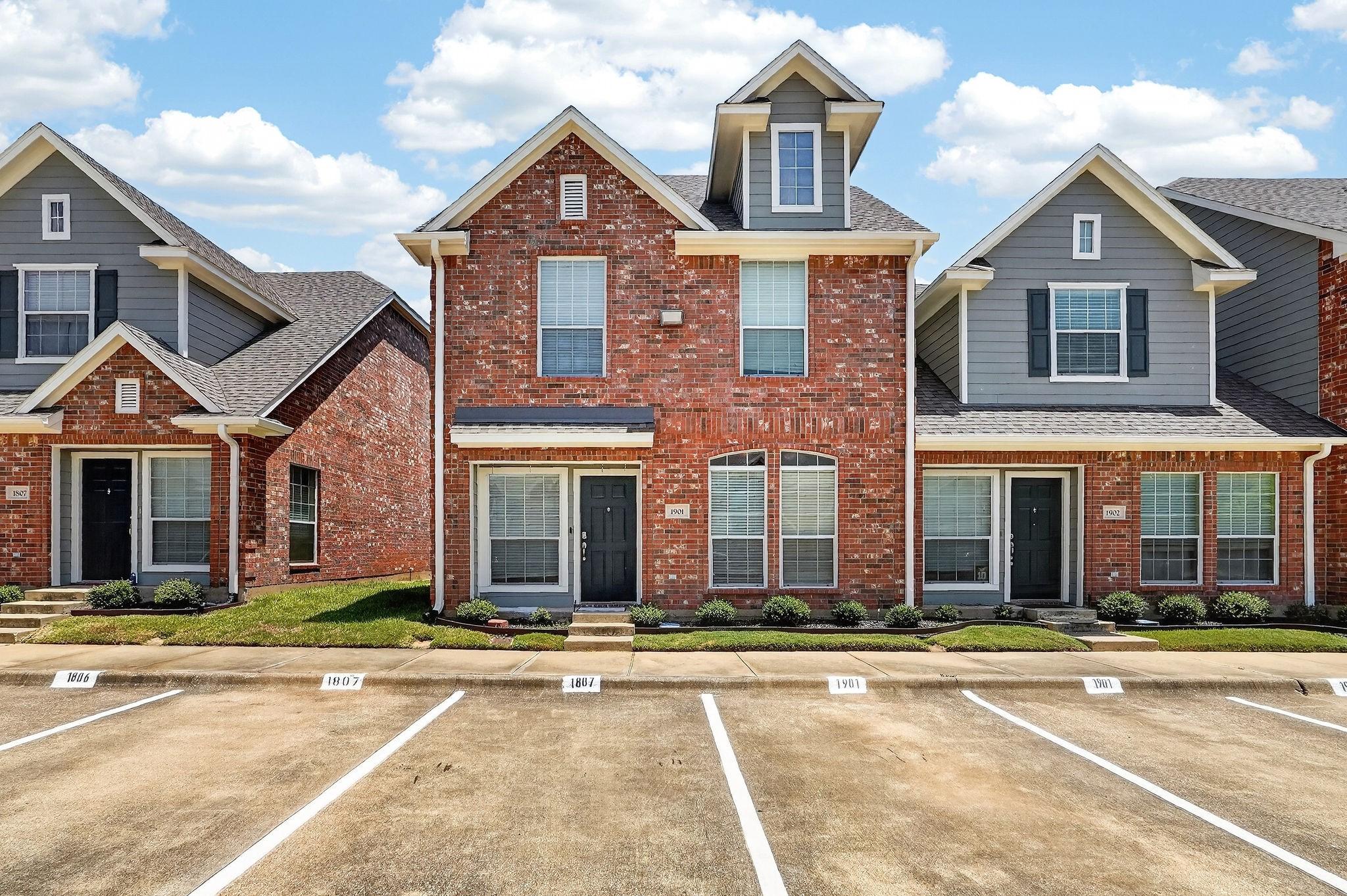 Krenek Tap Rd, College Station, TX 77840