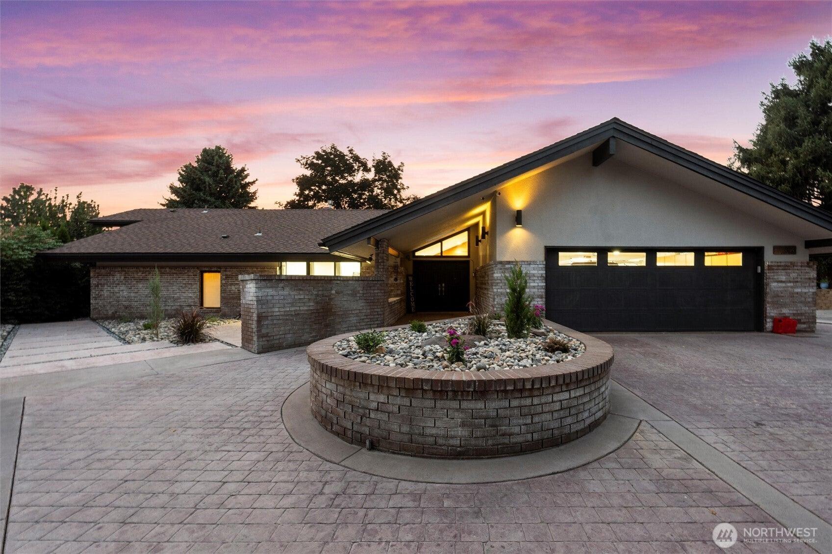 S Skylark Way, Othello, WA 99344
