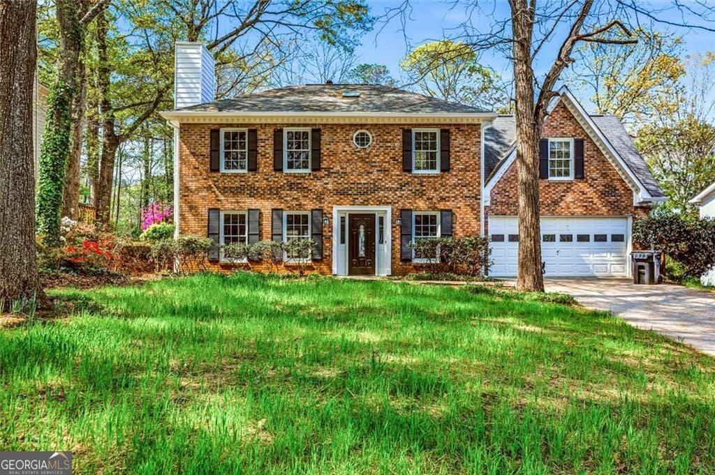 Vicksburg Dr, Lawrenceville, GA 30044