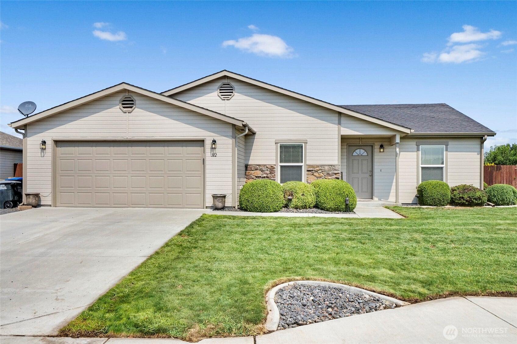 E Linden Ave, Moses Lake, WA 98837