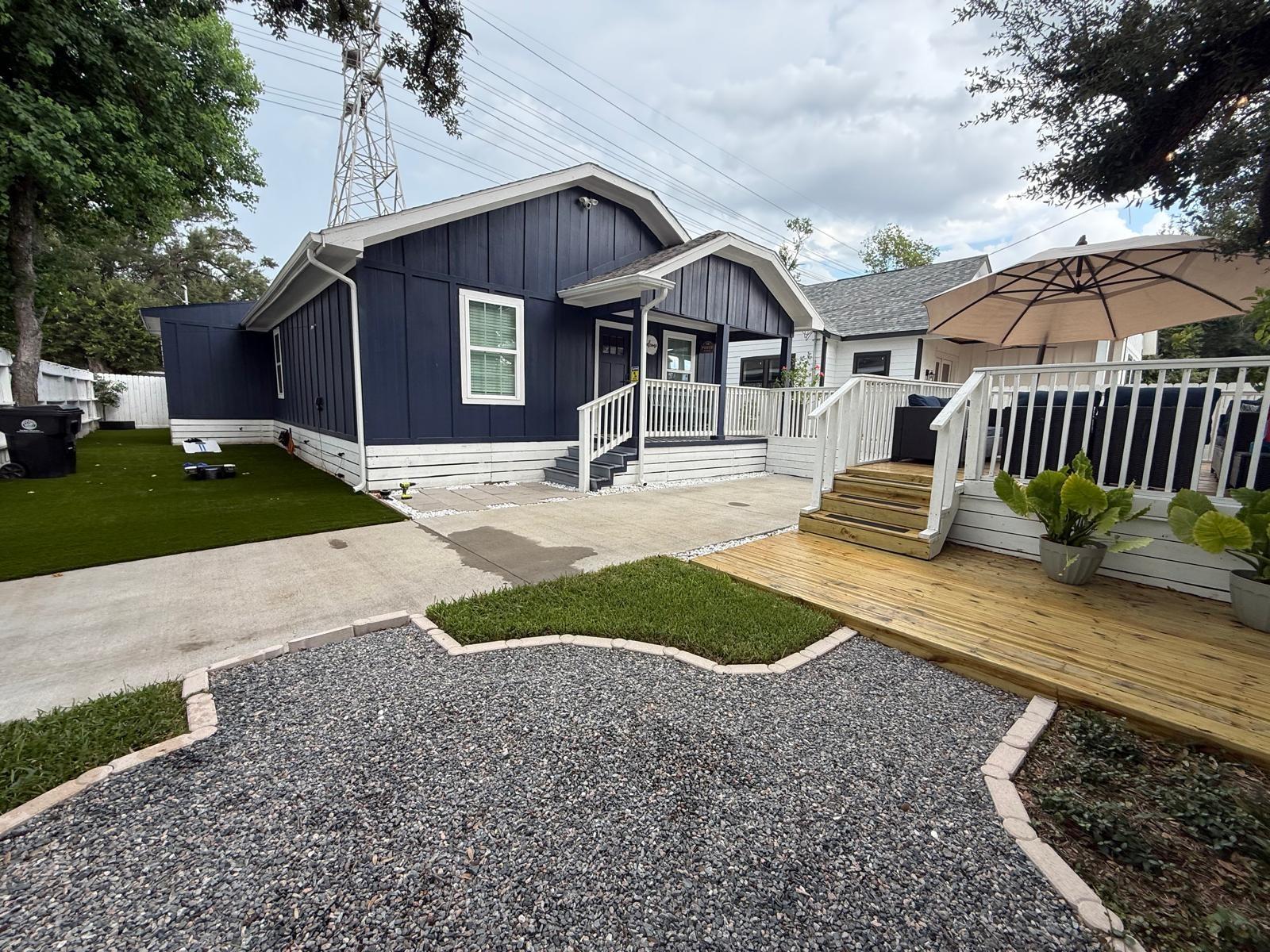 Luzon St, Houston, TX 77009
