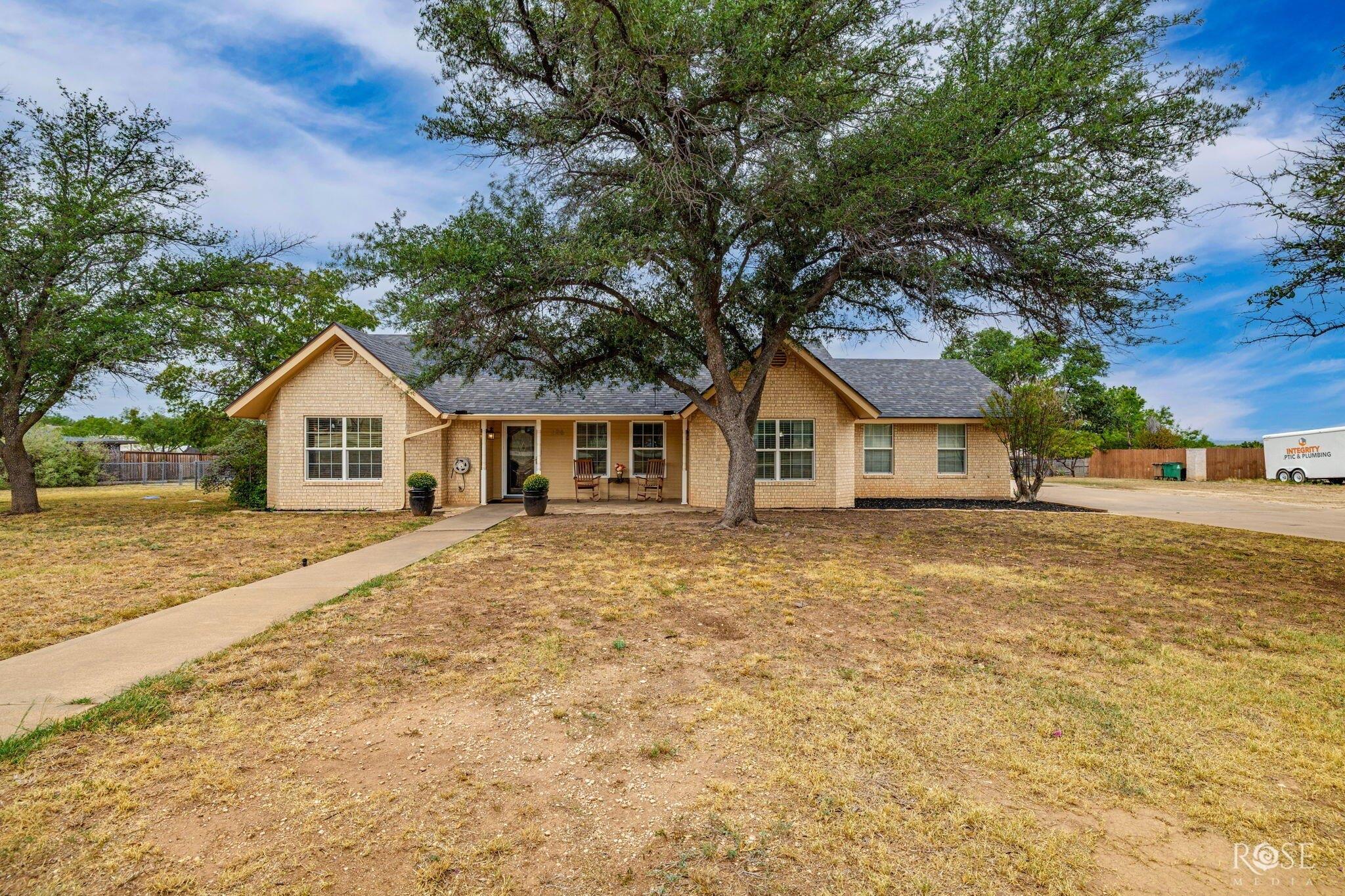 Bagpipe Rd, San Angelo, TX 76901