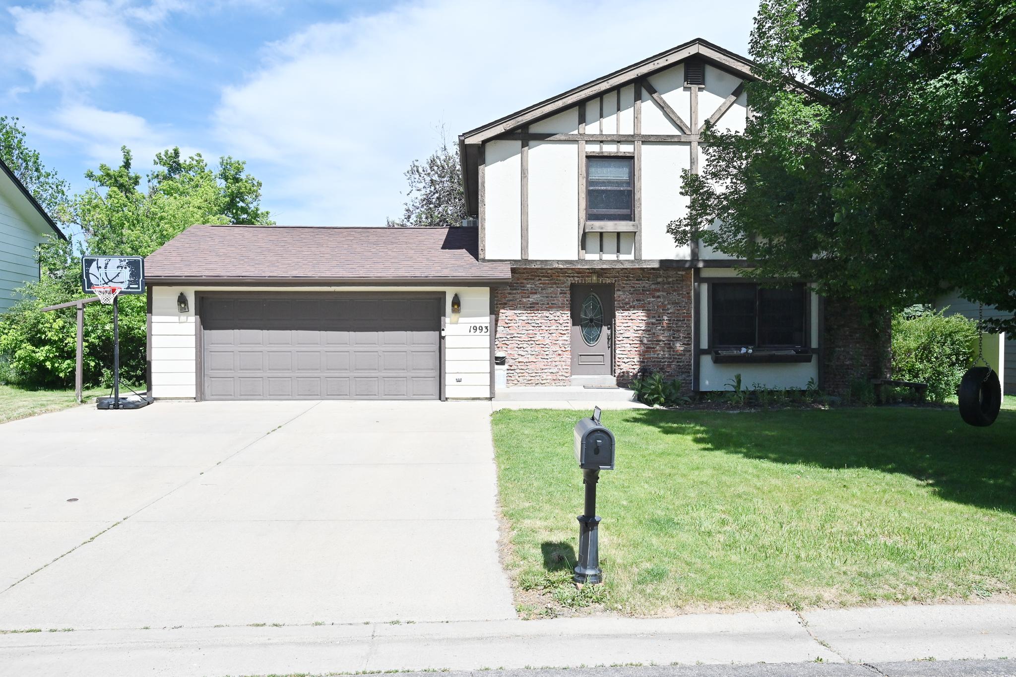 Colonial Dr, Sheridan, WY 82801