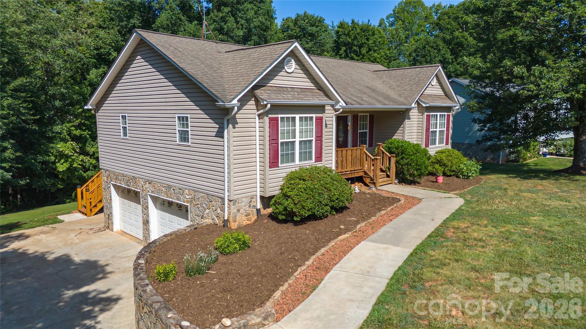 Judea Dr, Lenoir, NC 28645
