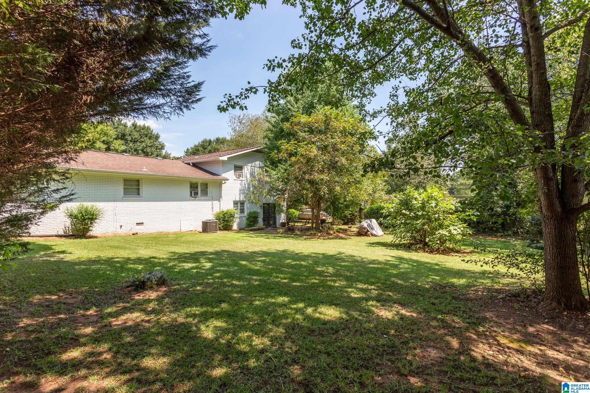 Brierwood Ln, Anniston, AL 36207