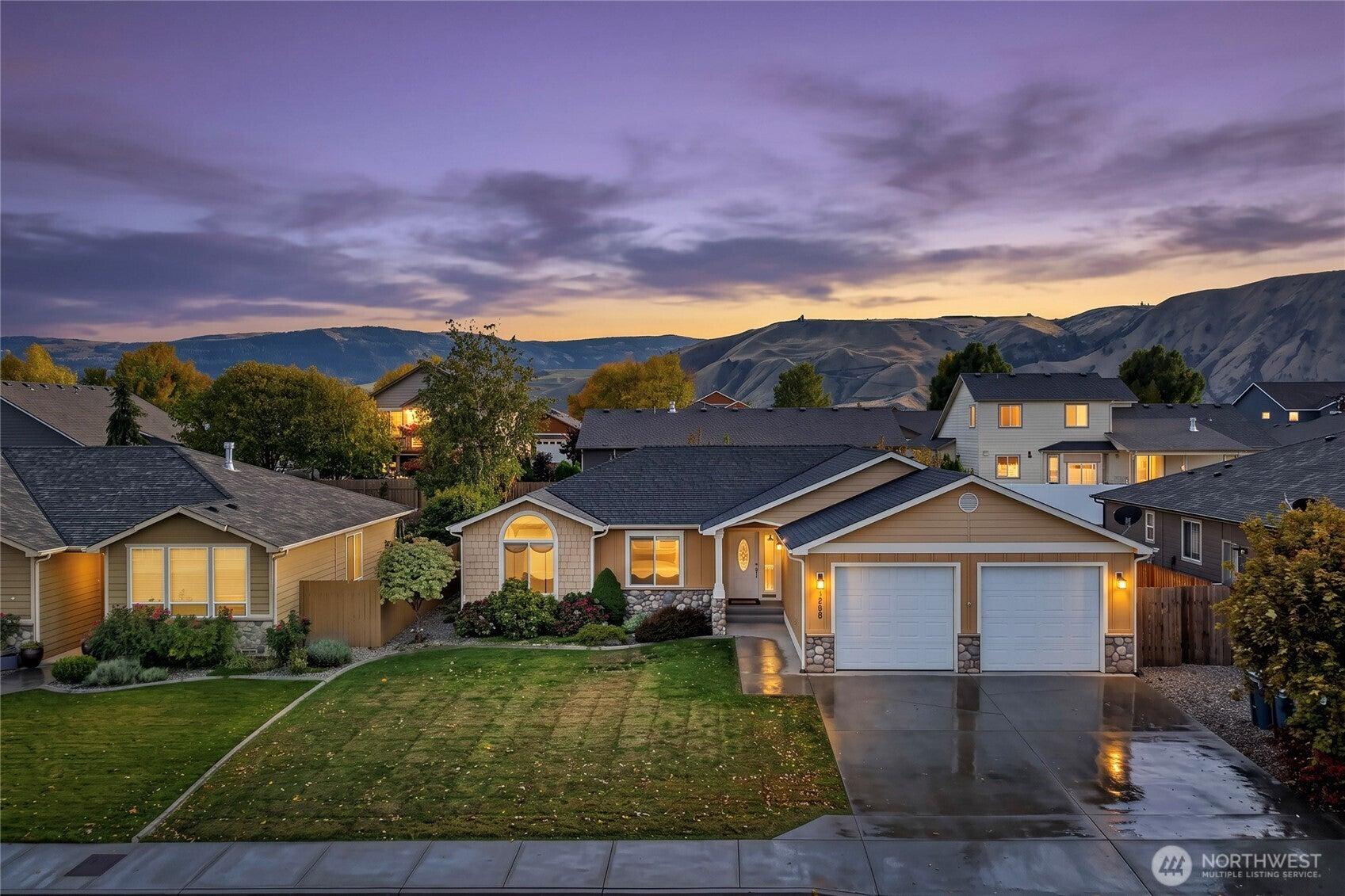 Boulder Loop, East Wenatchee, WA 98802