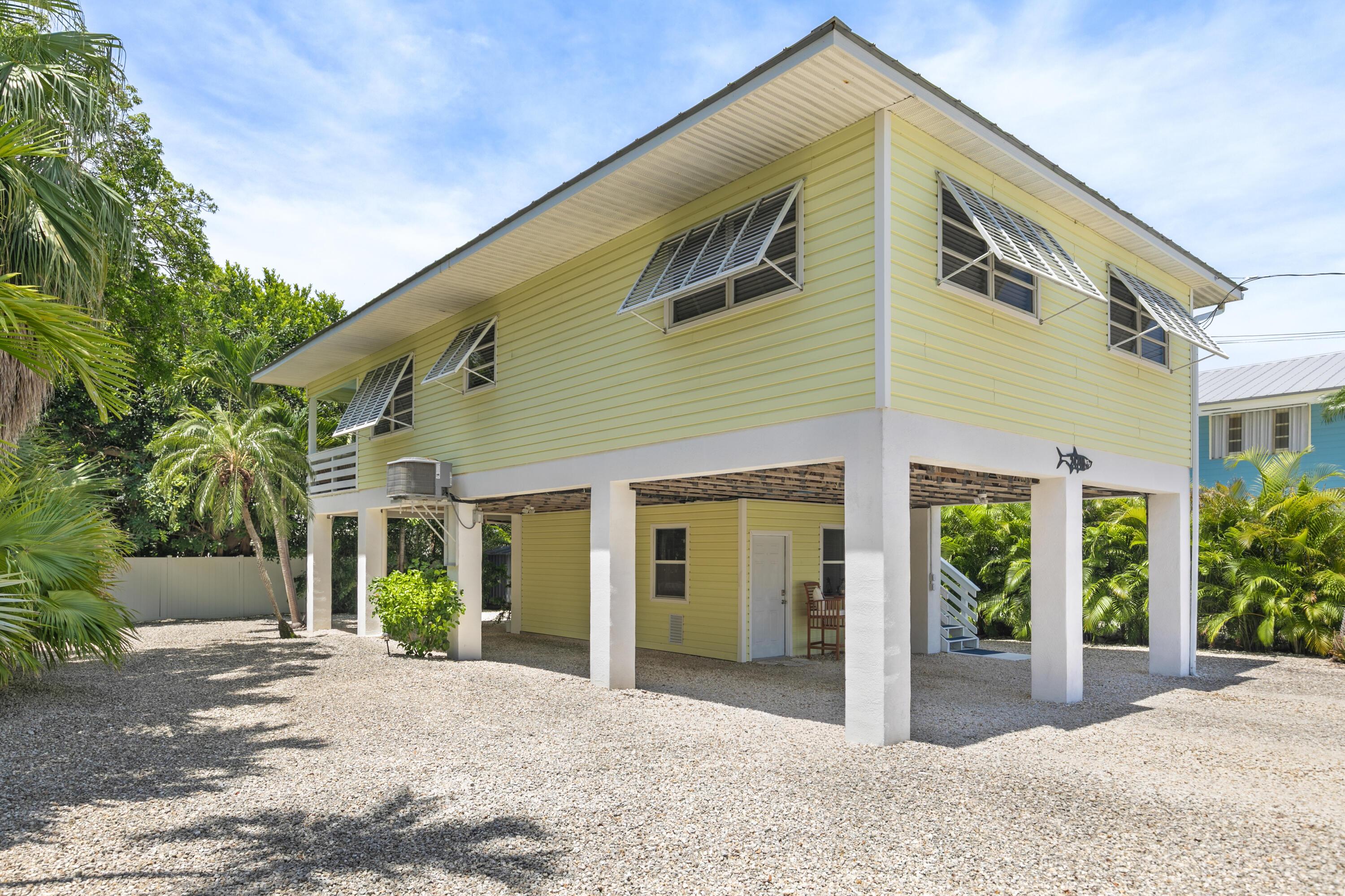 Park Dr, Summerland Key, FL 33042