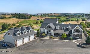 Tibbling Rd, Selah, WA 98942