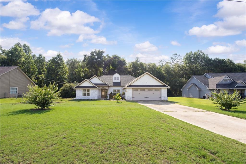 Isbell Rd, Fort Mitchell, AL 36856