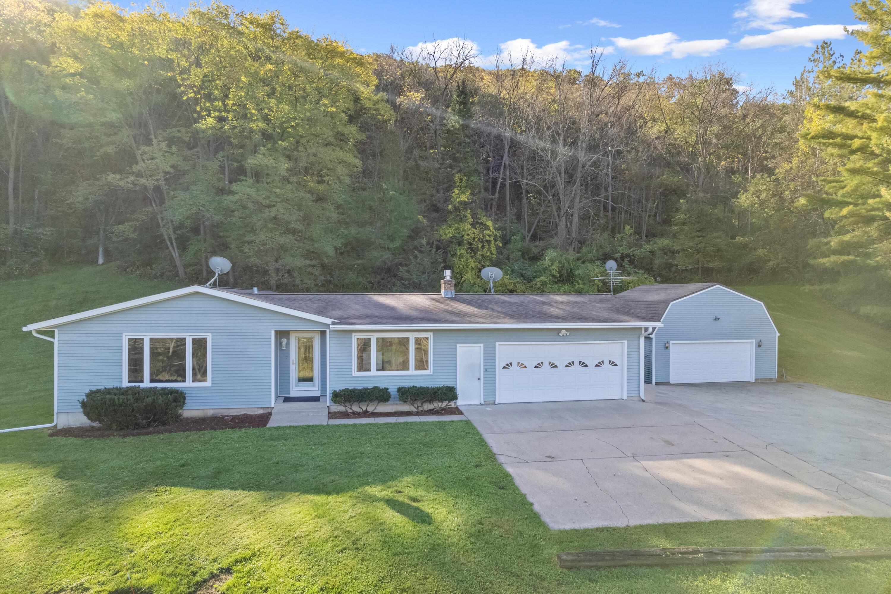 County Road 9, Winona, MN 55987