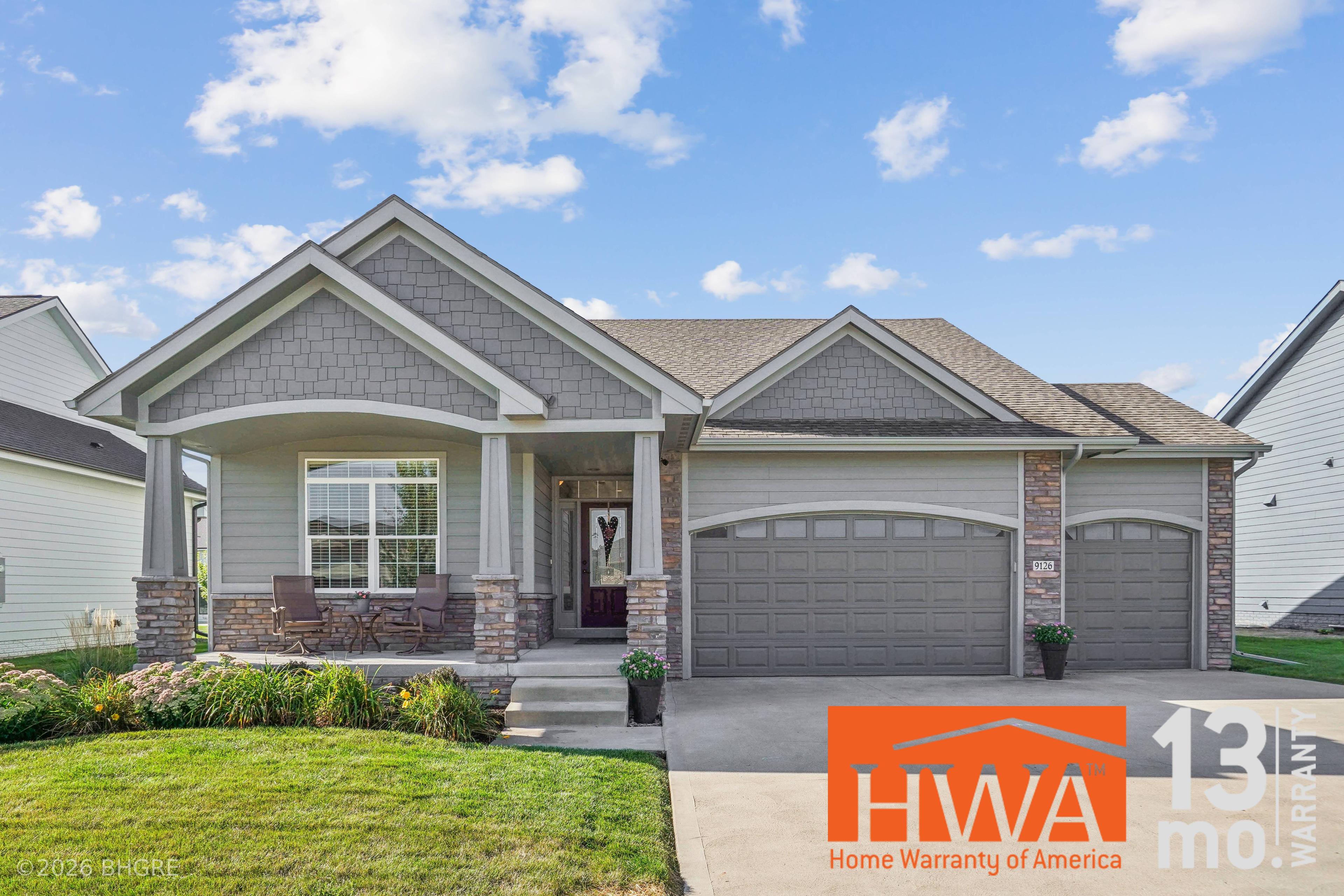 Wellington Dr, West Des Moines, IA 50266