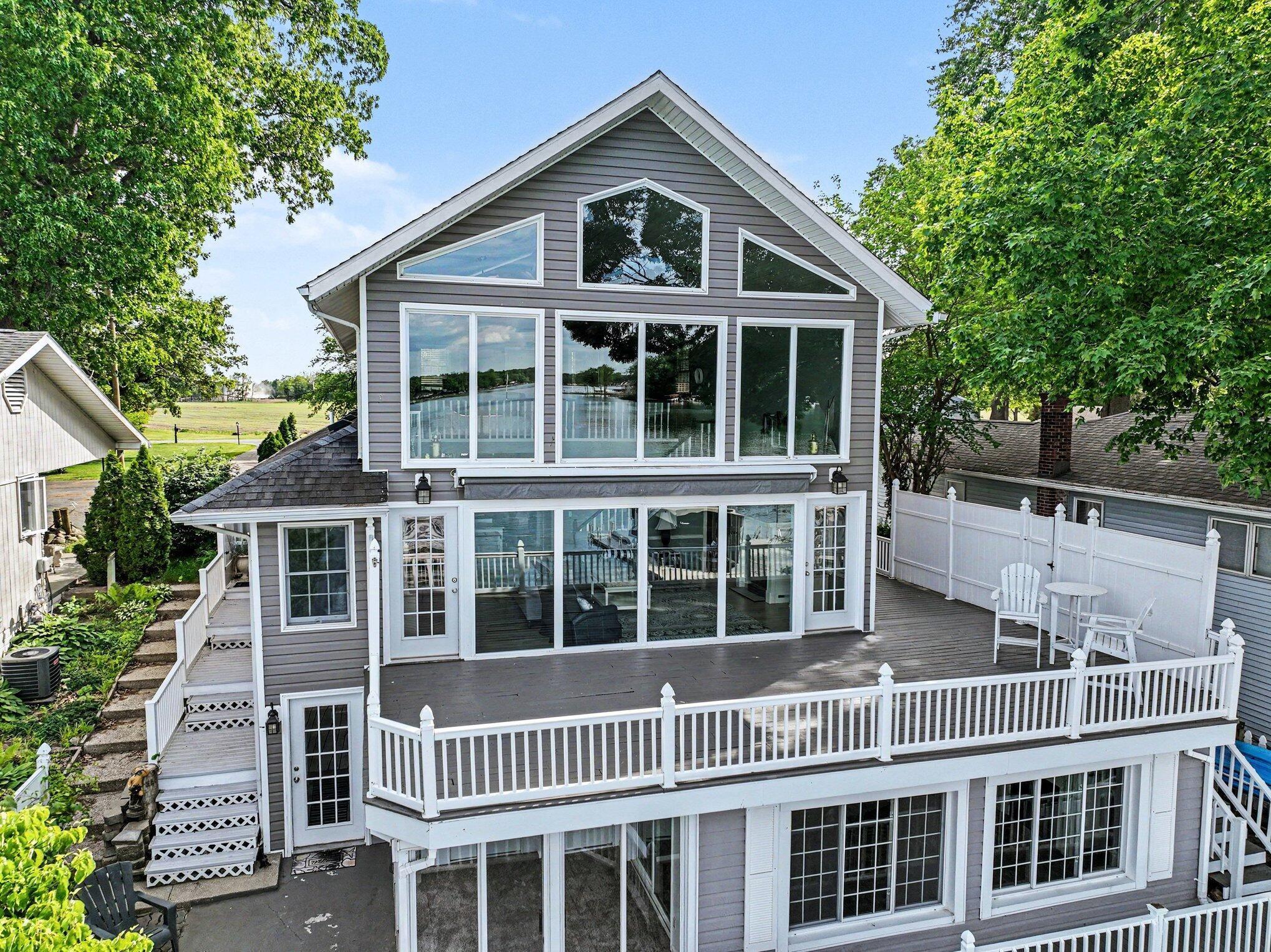 Crescent Beach Rd, Three Rivers, MI 49093