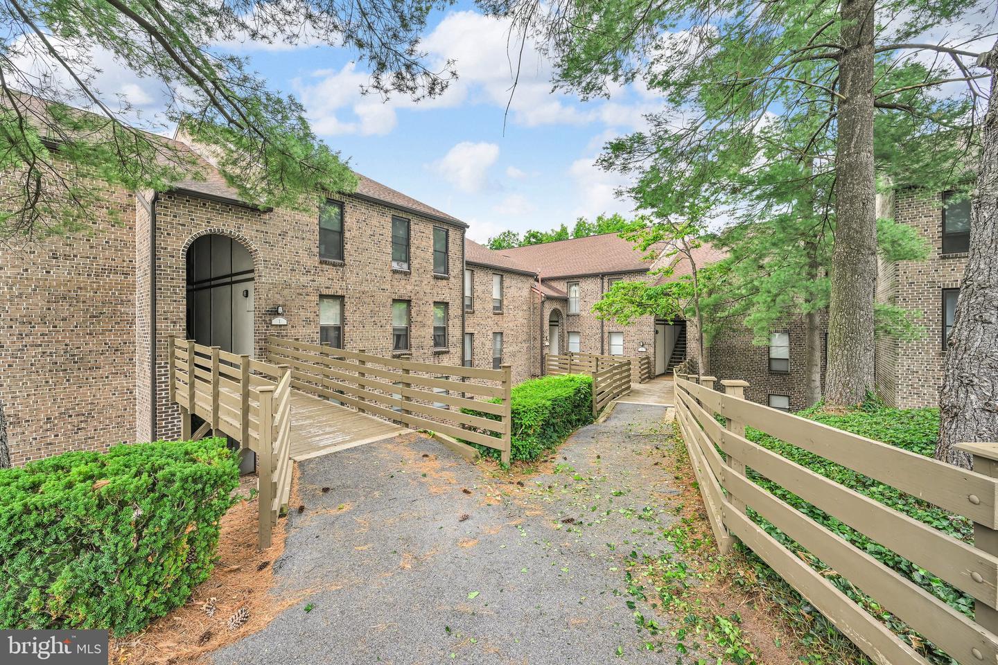Fairway Rd, Reading, PA 19607