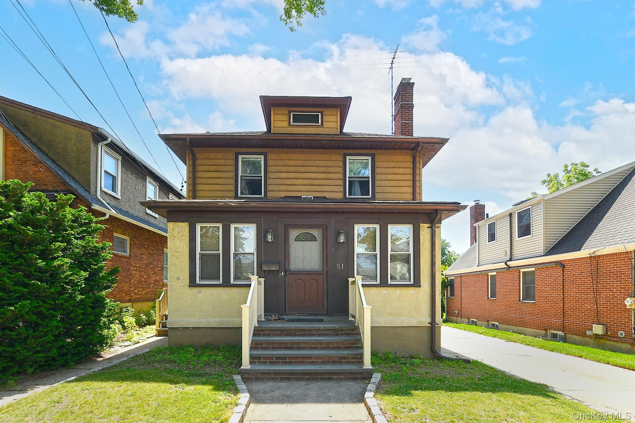 Bellmore St, Floral Park, NY 11001