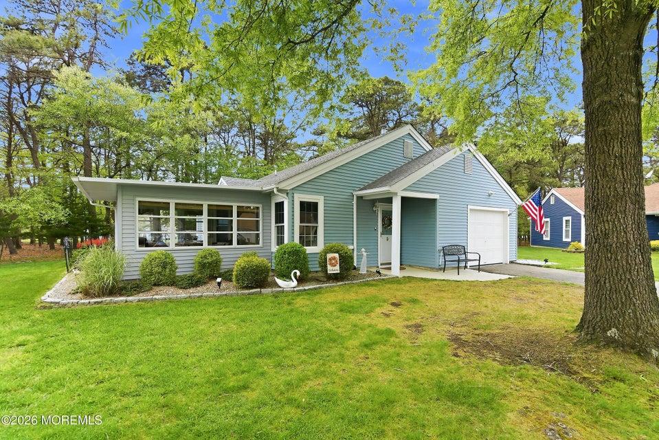 Abbey Ct, Forked River, NJ 08731