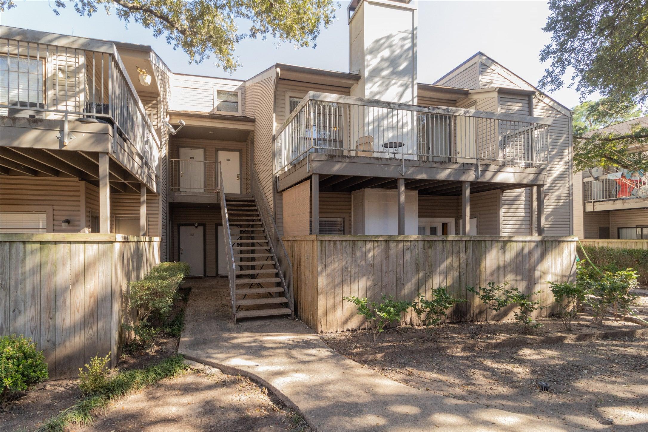 Richmond Ave, Houston, TX 77042