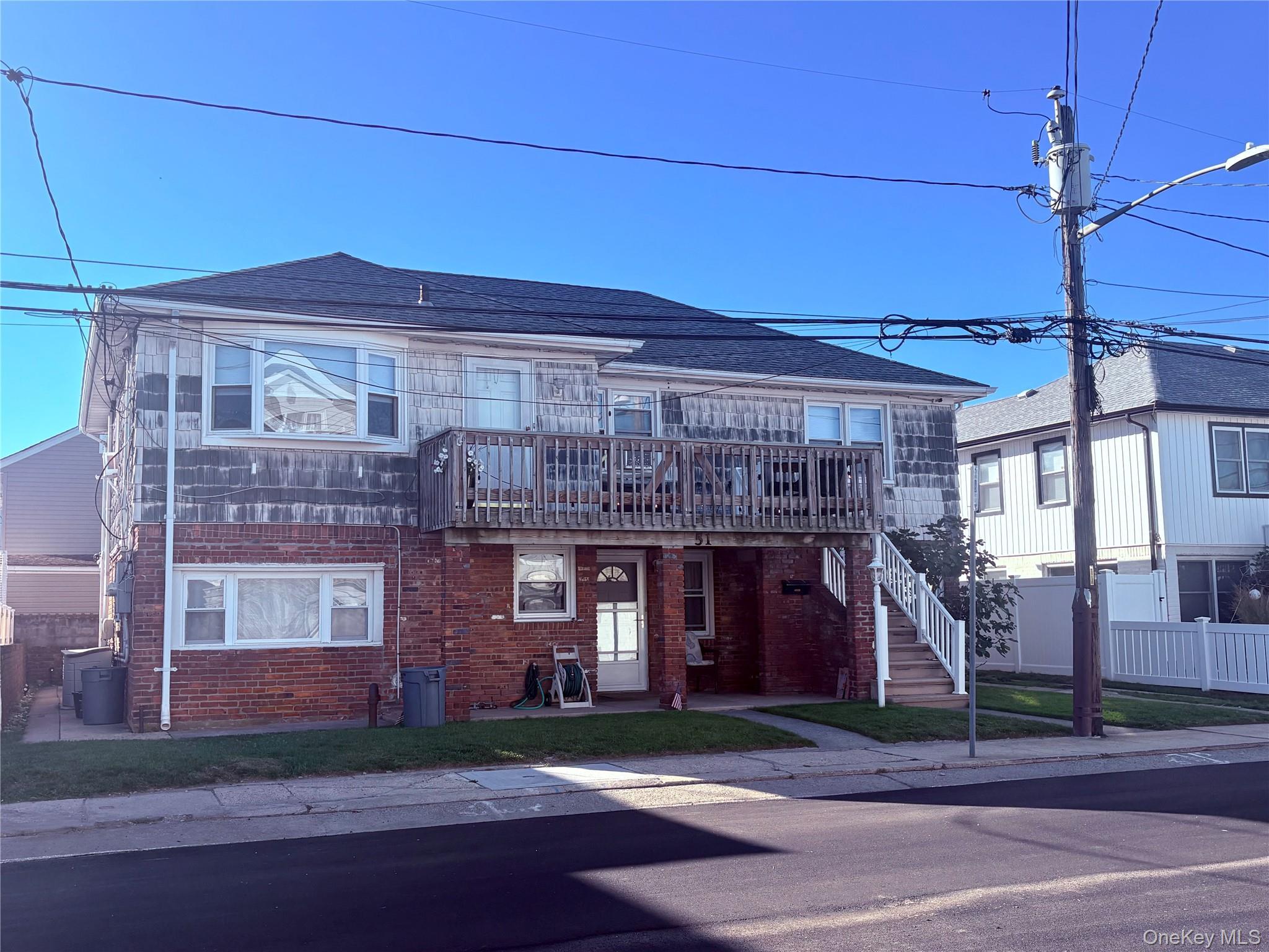 Trenton Ave, East Atlantic Beach, NY 11561