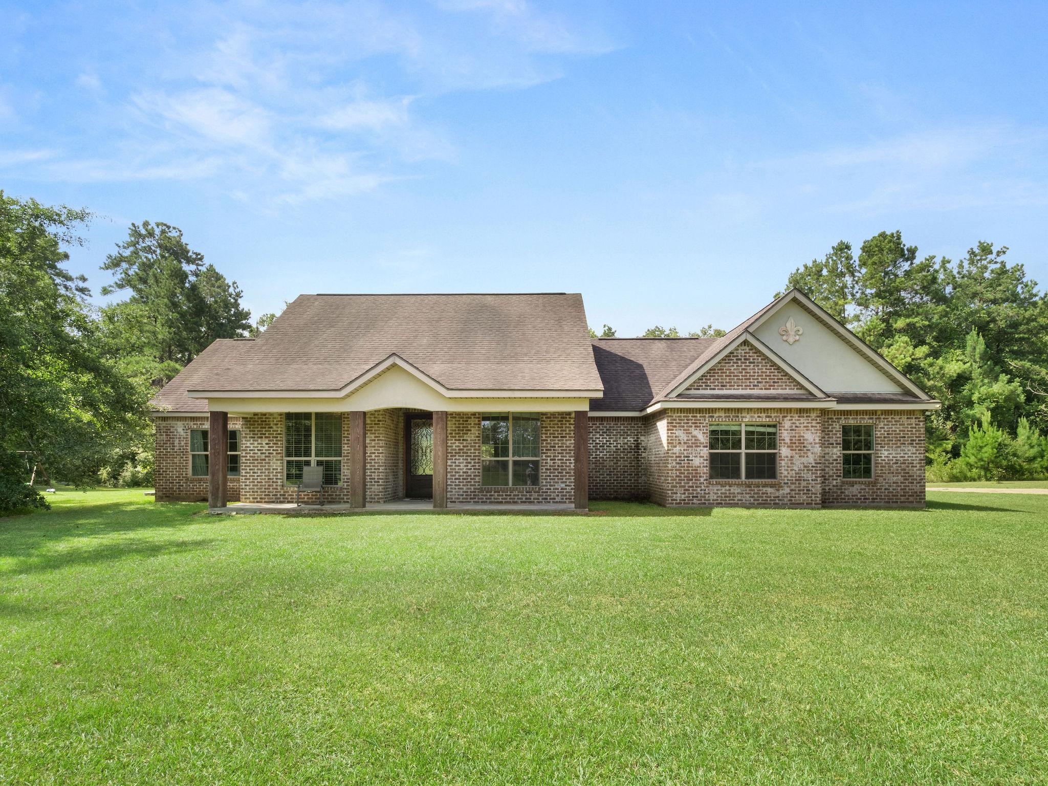 Alexandria Hwy, Leesville, LA 71446