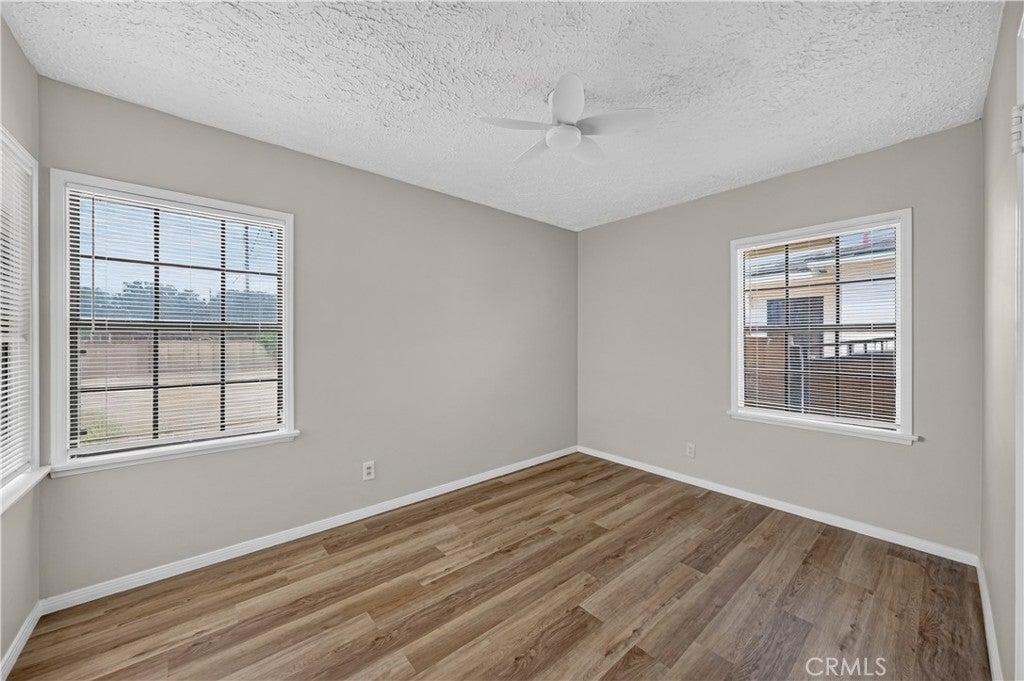 Pepperwood Ave, Lakewood, CA 90712