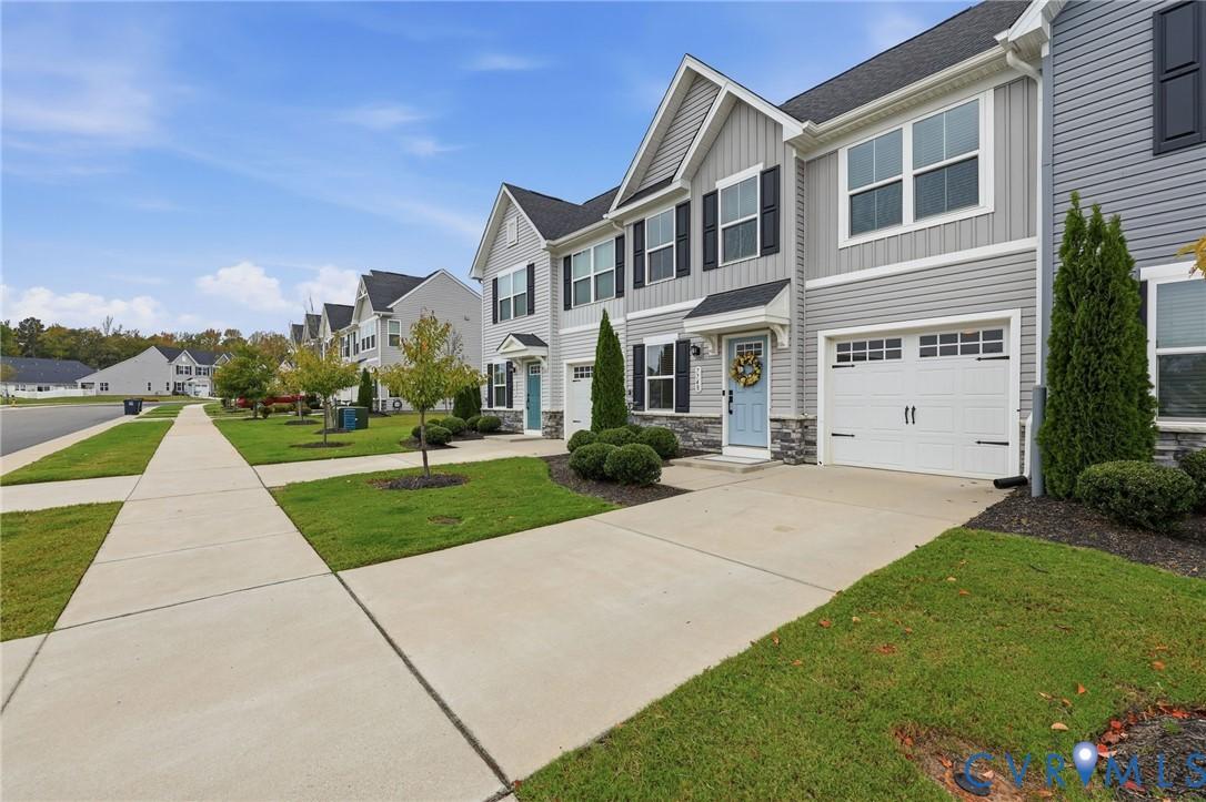 Baron Berkley Ln, New Kent, VA 23124