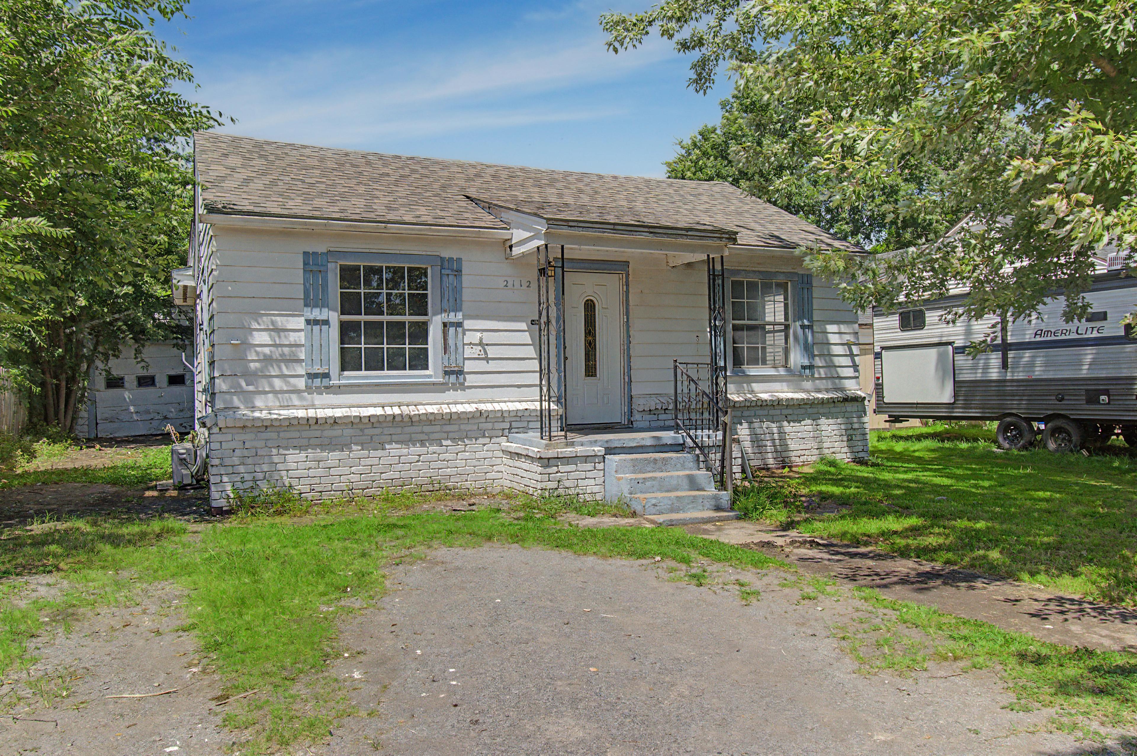 Jefferson St, Muskogee, OK 74403