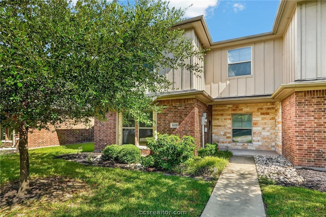 Kenyon Dr, College Station, TX 77845