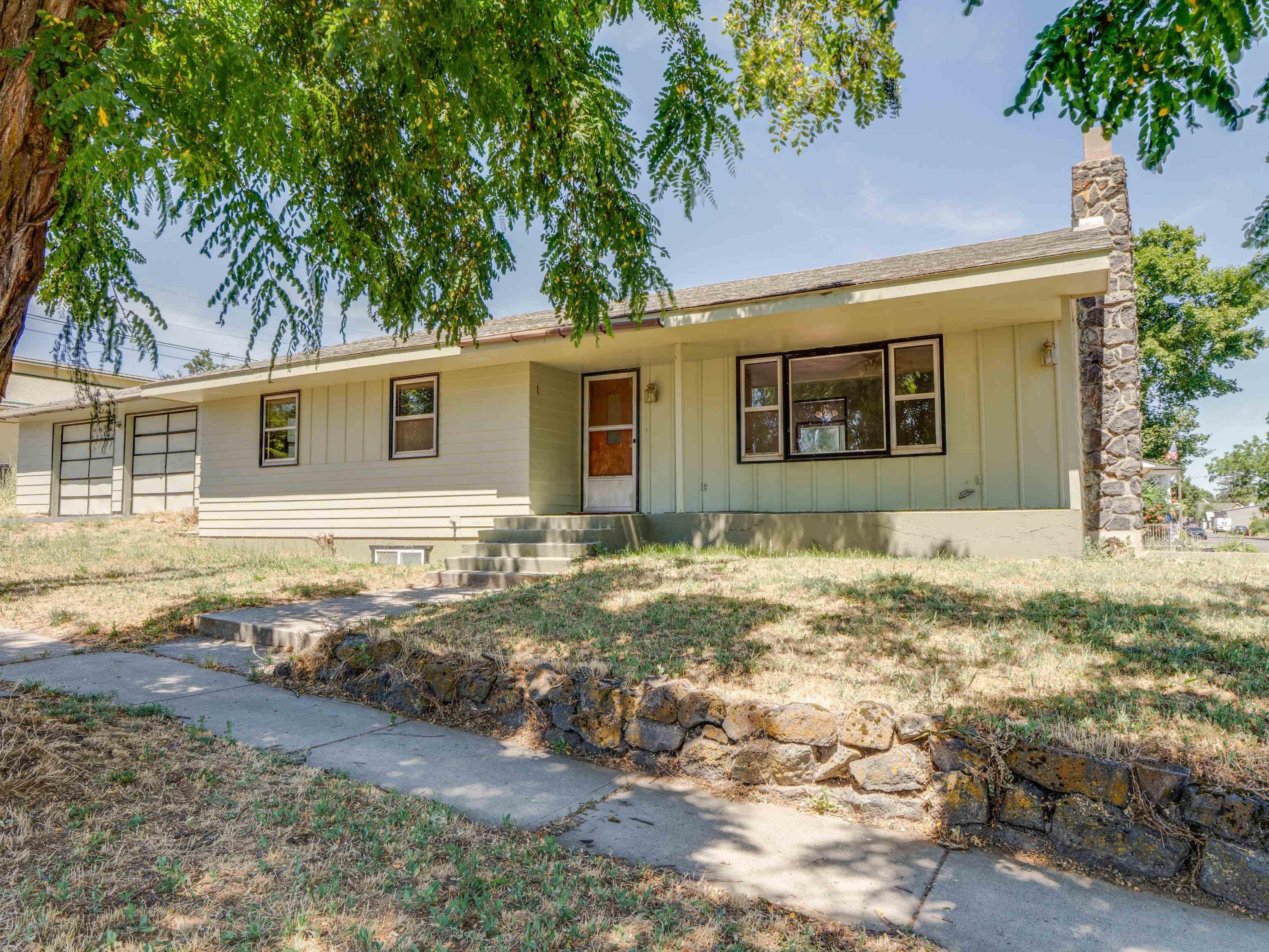 3rd St, Cheney, WA 99004