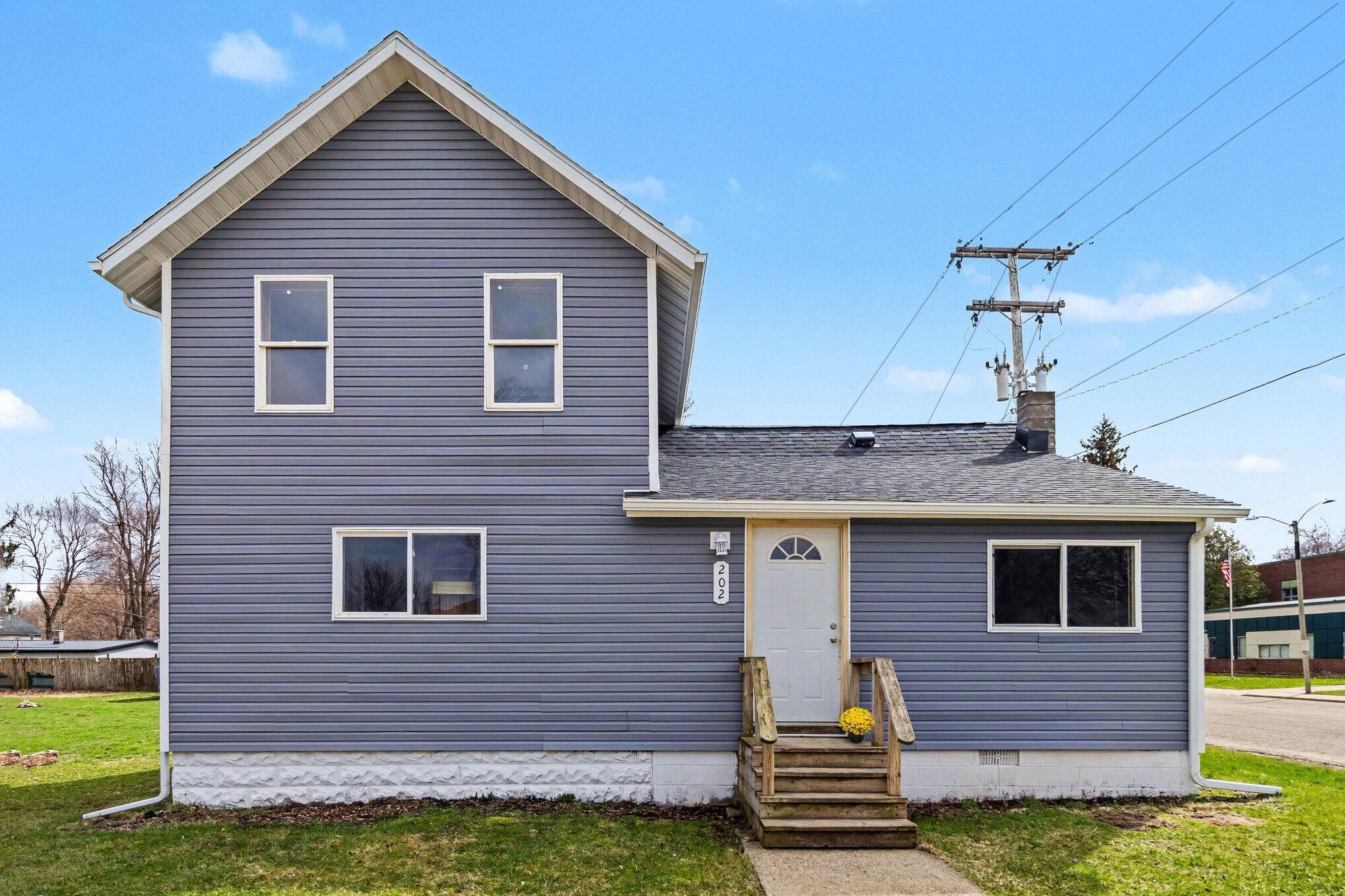 Arbor St E, Marcellus, MI 49067