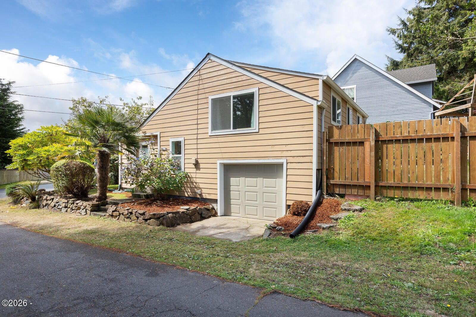 Sw Galley Ave, Lincoln City, OR 97367