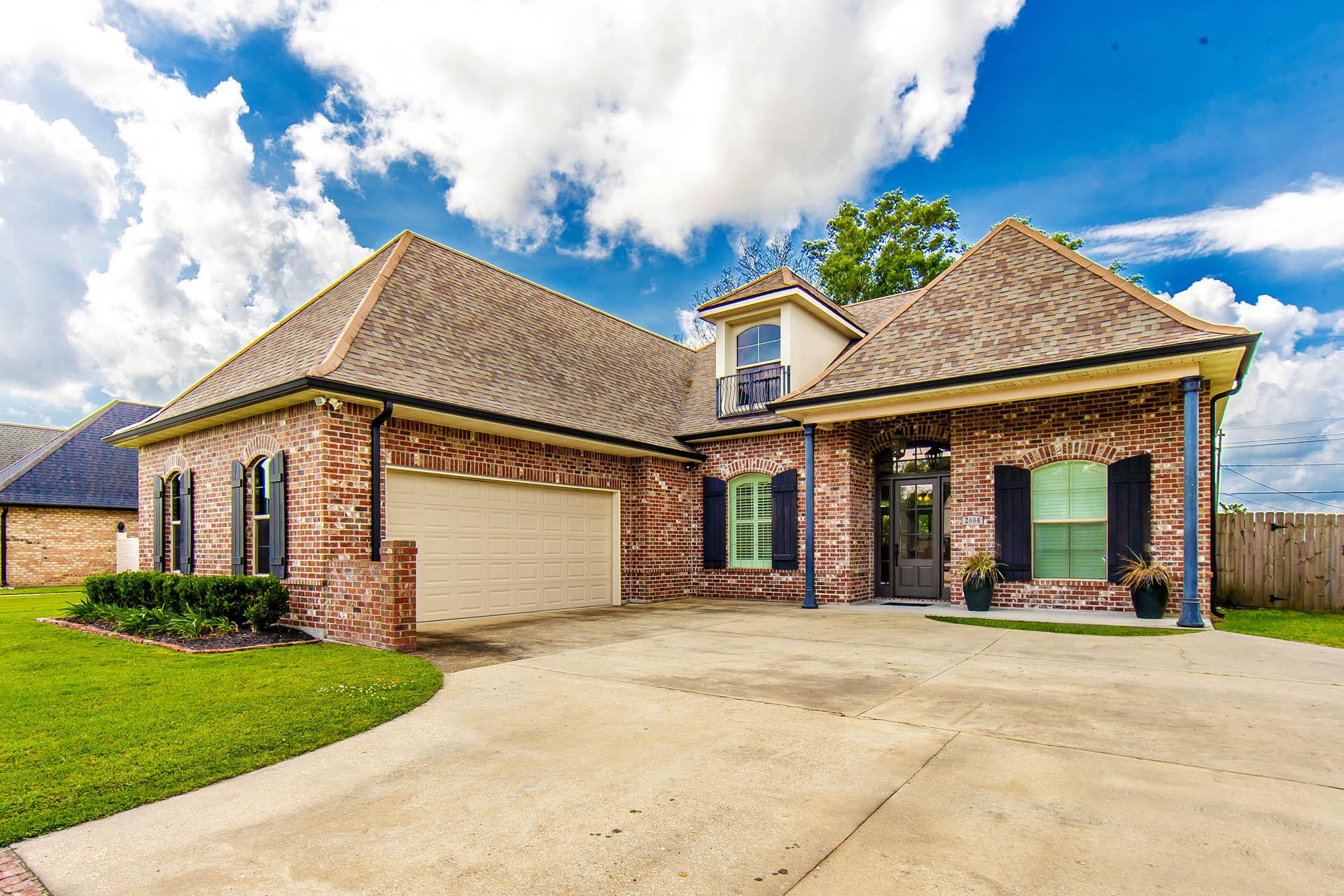 Quiet Oak Pl, Schriever, LA 70395