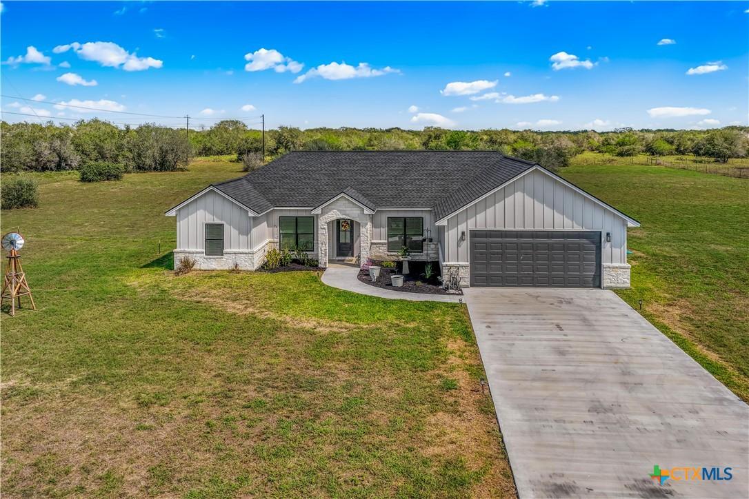 Bliss Dr, Victoria, TX 77904