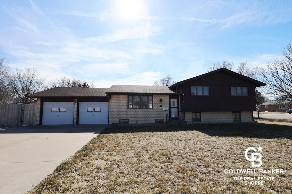 E Fair St, Garden City, KS 67846