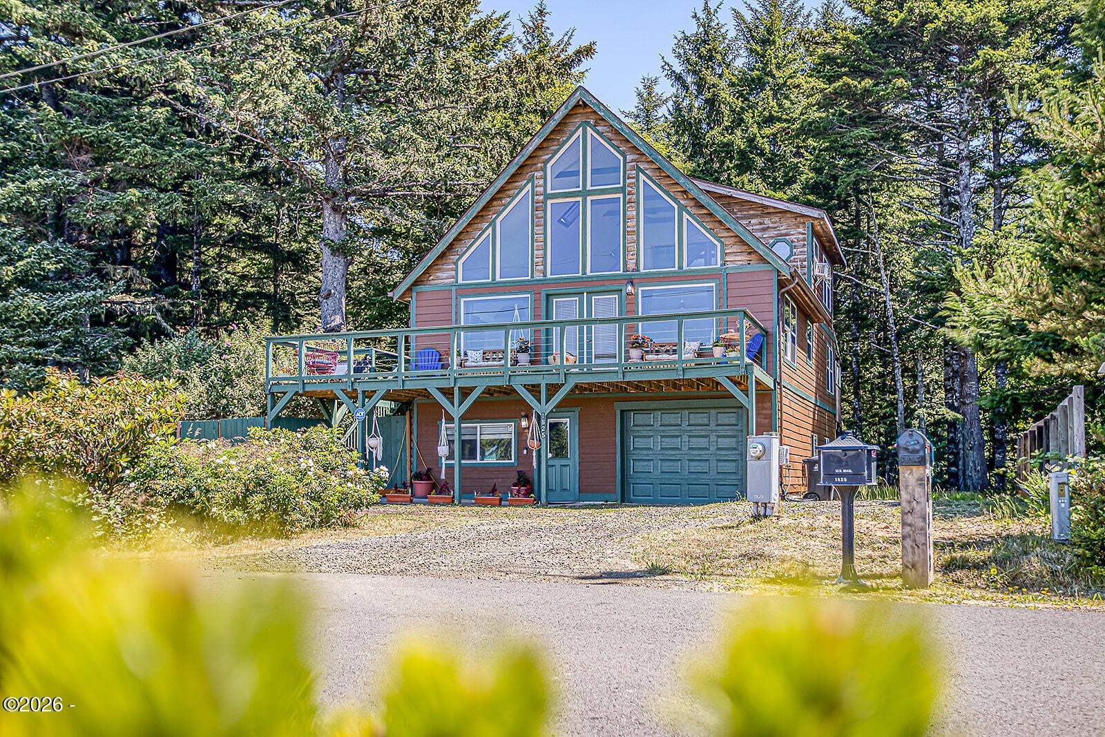 Nw Cedar Crest Pl, Waldport, OR 97394