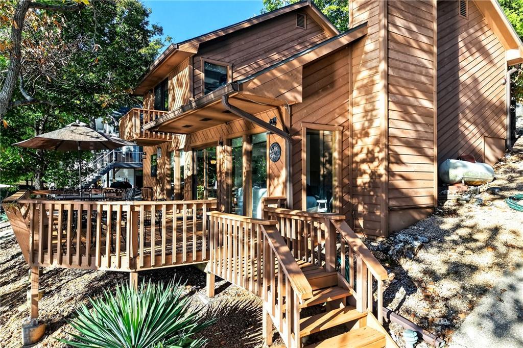 Fallen Oak Cir, Sunrise Beach, MO 65079