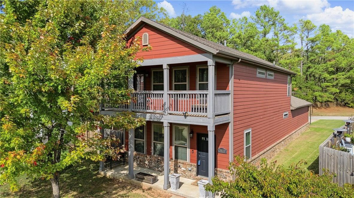 W Pawnee Rd, Rogers, AR 72758