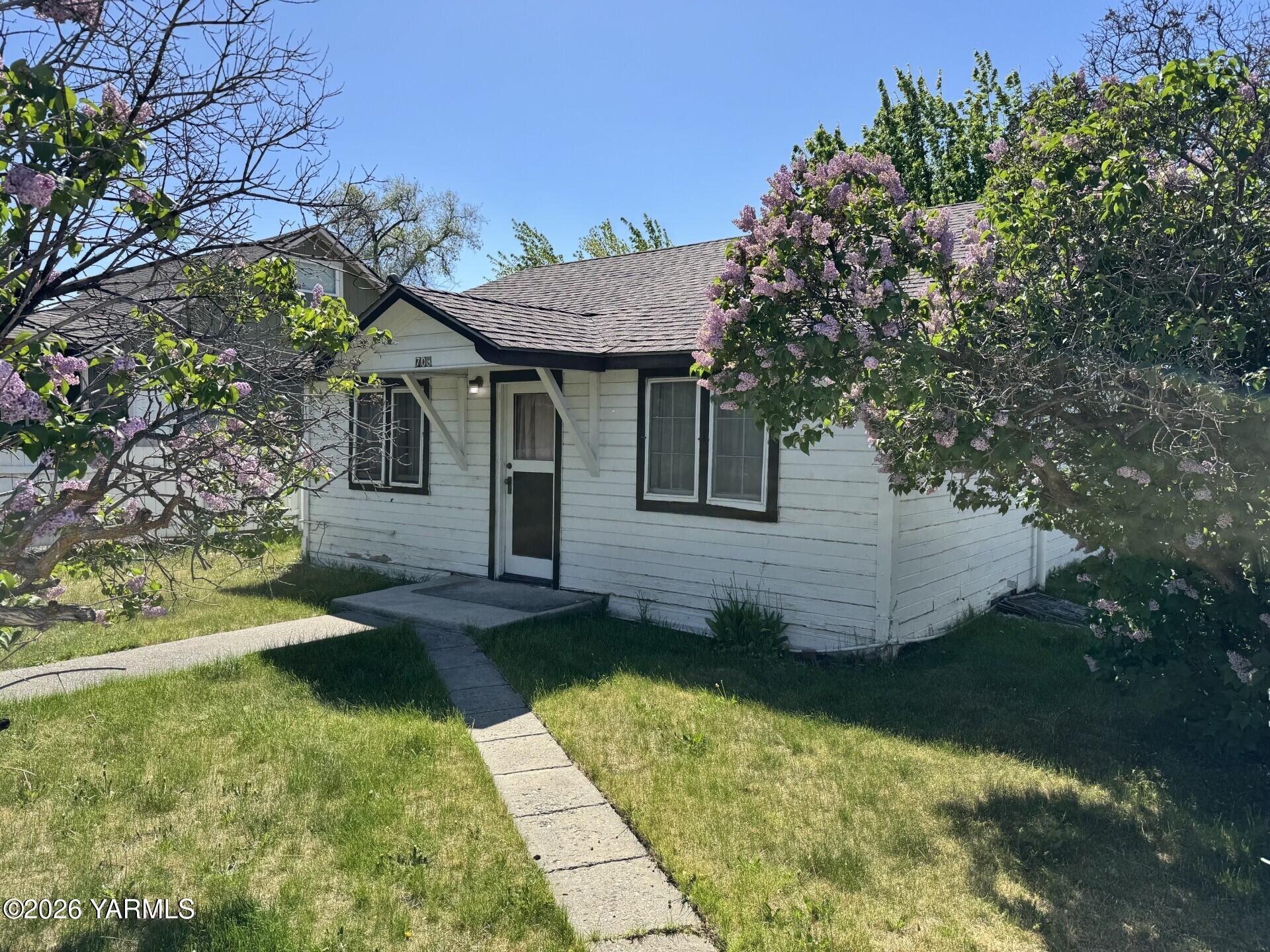 N 24th Ave, Yakima, WA 98902