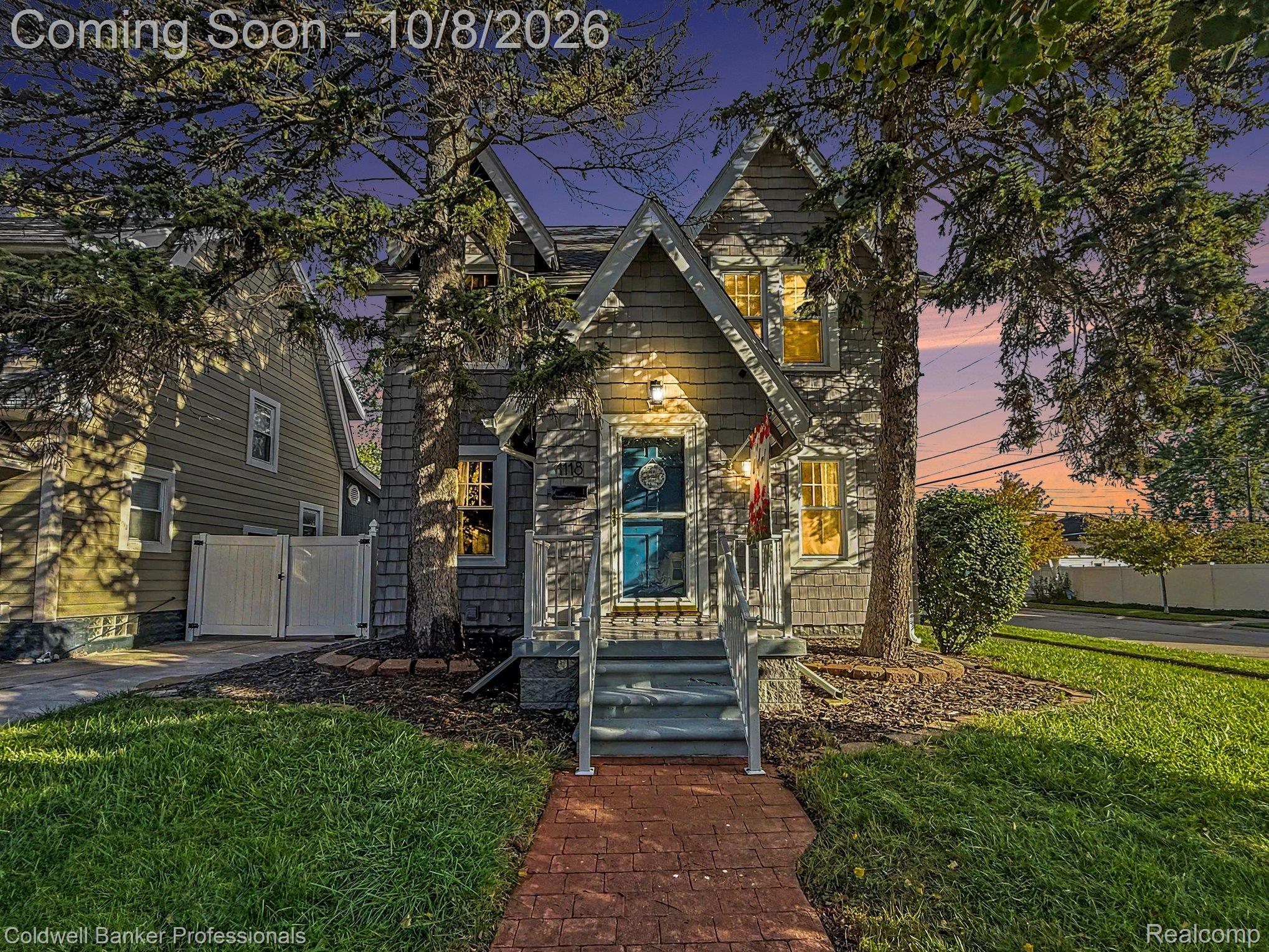 Oxford Rd, Berkley, MI 48072