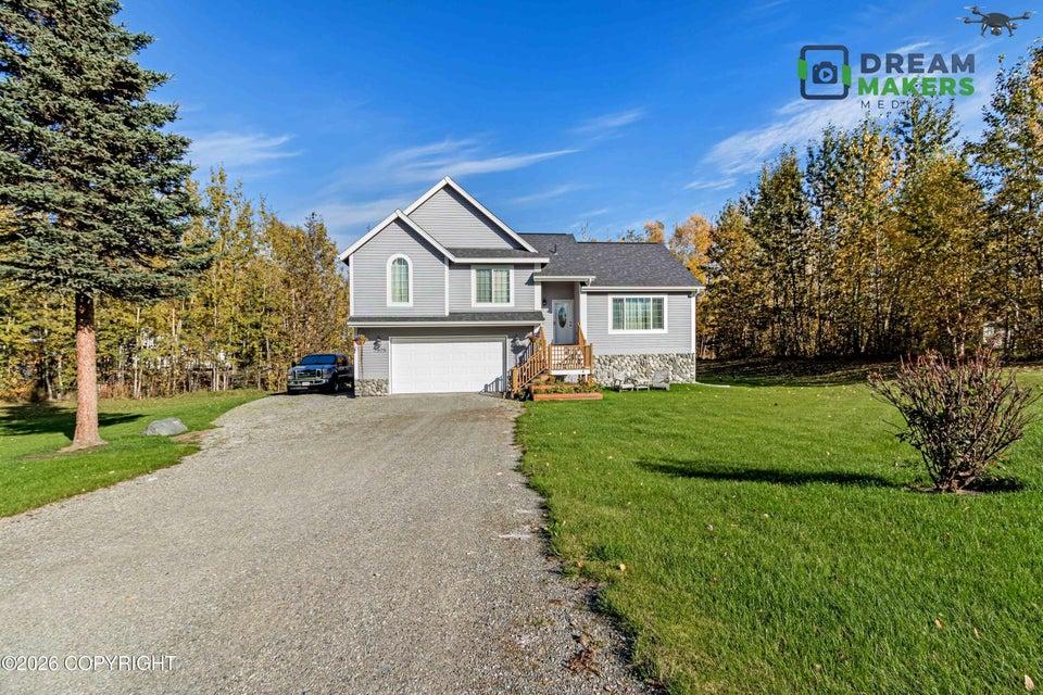 S Emperors Cir, Wasilla, AK 99623